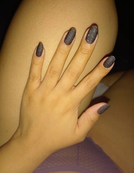 Thayna Acordaela model nude img