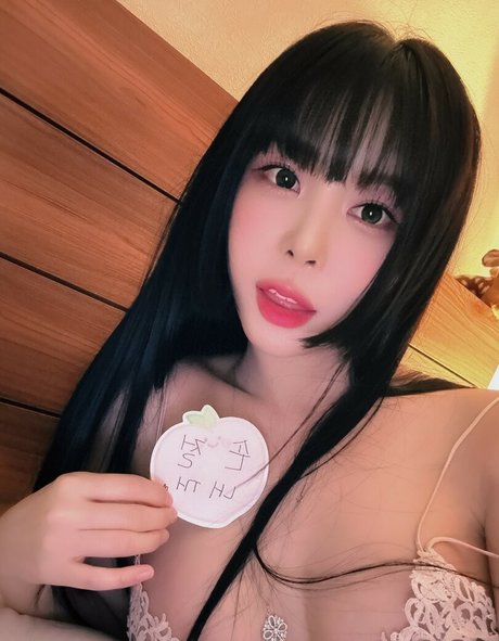 Tangle Dahee exclusive pornstar pics