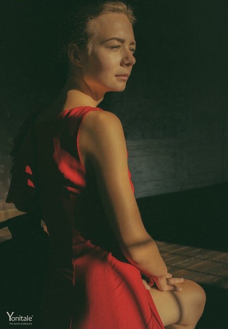 Madeline Y naked actress gallery