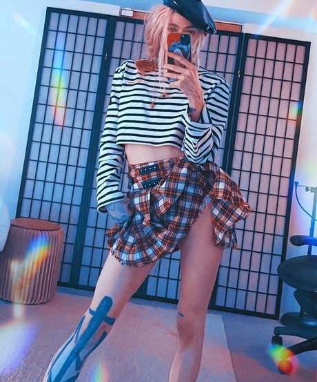 Grimes top pornstar pictures