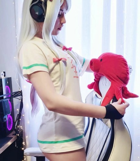 meru rumi nudes star images