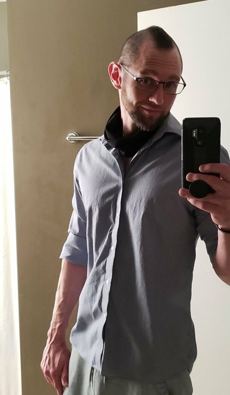 dj litness model nice pics