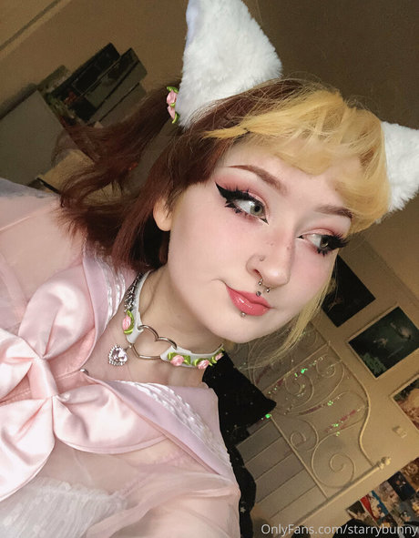 Starryfawnn model high quality img