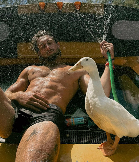 tooturntuncensored art actress picture