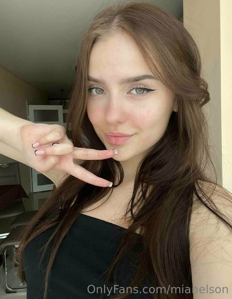 ellennelson adult star photo