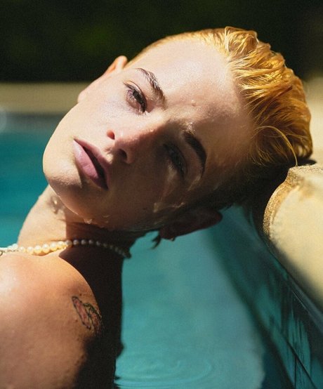 Esther Rose McGregor pornstar xxx galleries