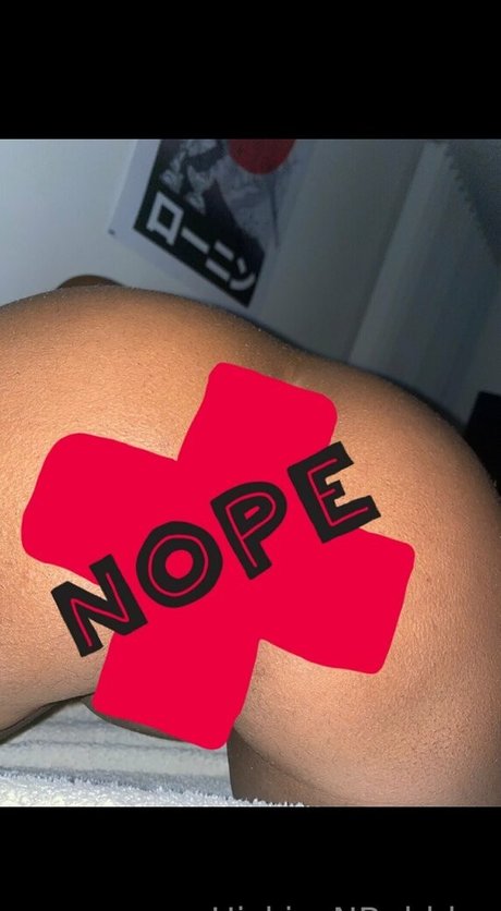 hickiesnbubbles pornstar art photos