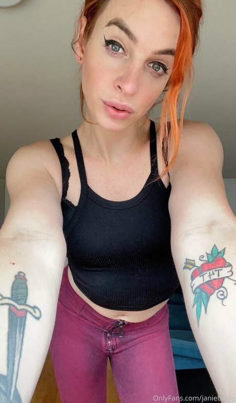 janieblade perfect star photos