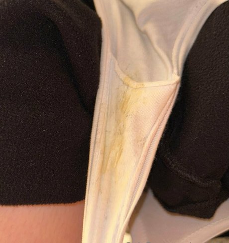 xraebby star naked img