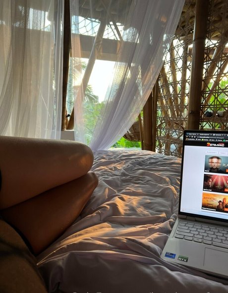 katekurayfree nude model photos