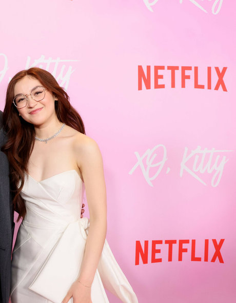 Anna Cathcart star best galleries