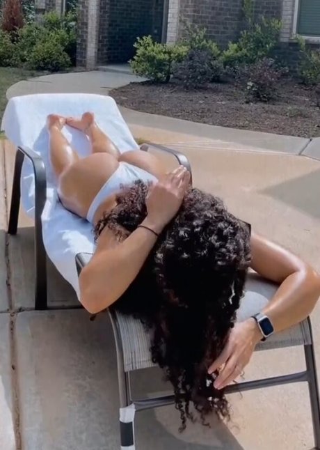 Herbalife Girls star photos