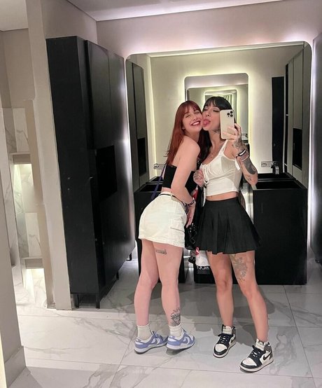 Leticia Caputi model top pictures