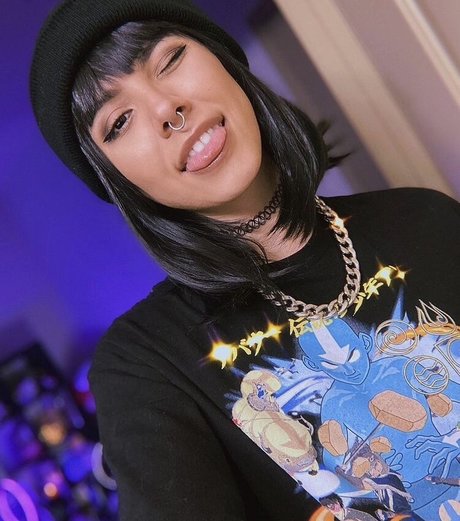 Luna Bloom hd star images