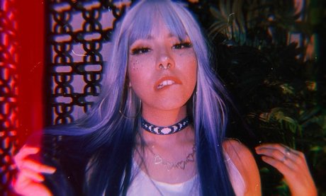 Luna Bloom adult star pic