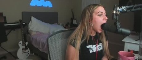 Kalei pretty actress photos