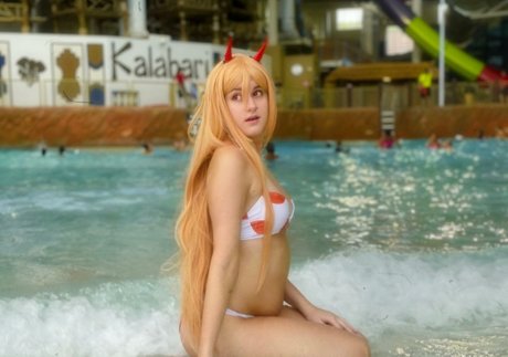 buubbyfrog erotic pornstar img