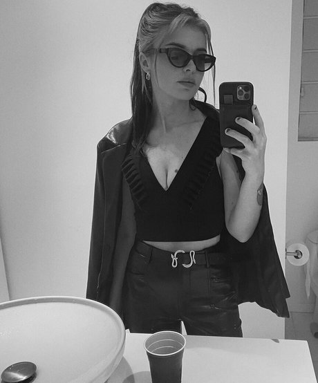 Samwitch nice pornstar photo