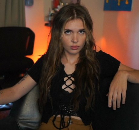 Samwitch sexy model image