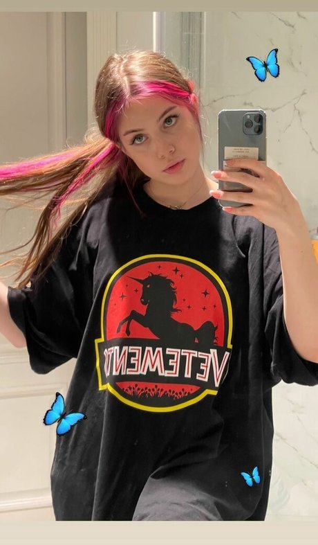 akyuliych perfect star galleries