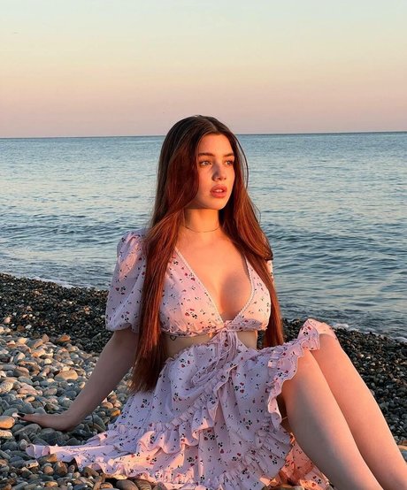 akyuliych star nude galleries