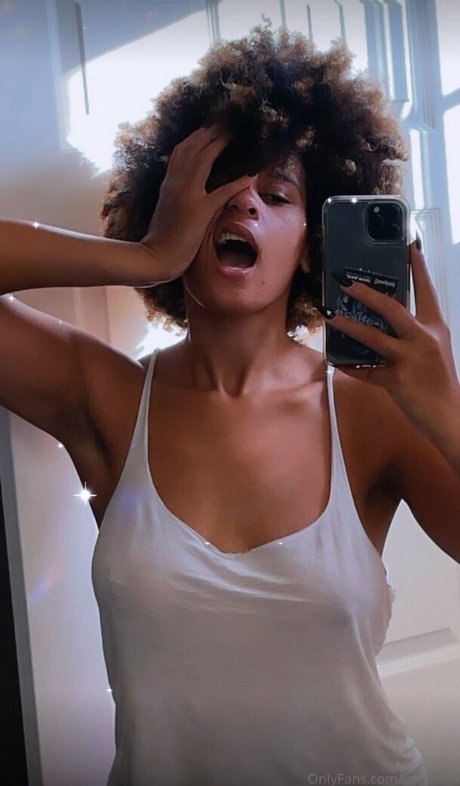 Varsenex hot actress image