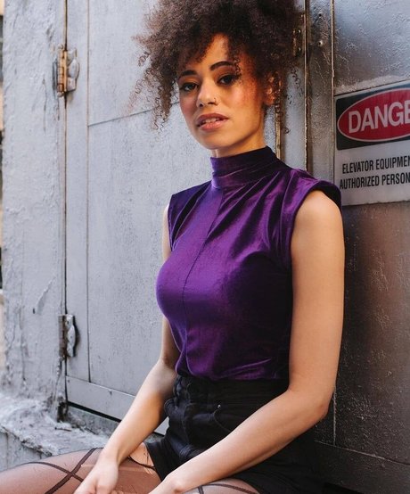 BlackKrystel art actress img