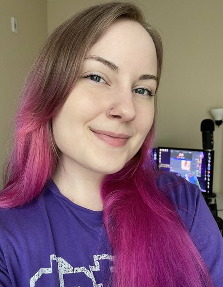 SylveeVT sexy pornstar gallery