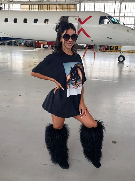 Brittany Renner pornstar sex galleries