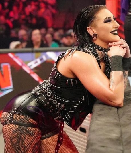 Rhea Ripley model erotic photos