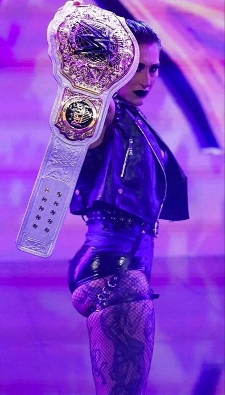 Rhea Ripley model xxx img