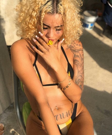 Nabrisa hot pornstar image