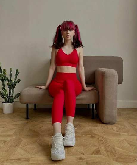 Evamosevich model hot img