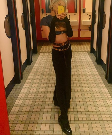 Aurora Aksnes pornstar beautiful pics