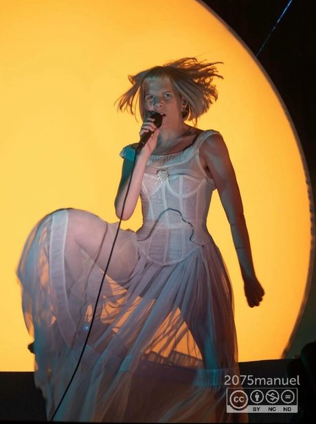 Aurora Aksnes best star archive