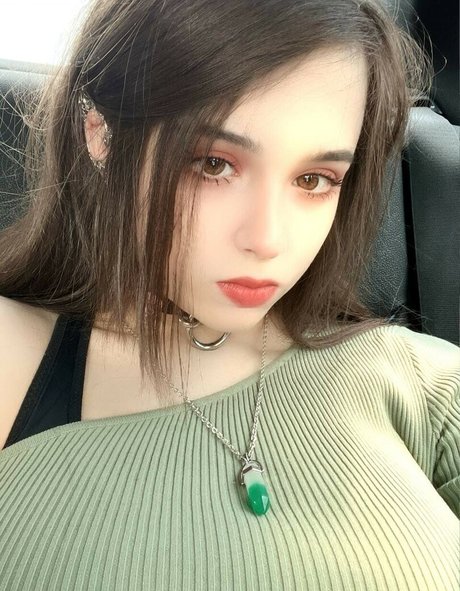 yuuechka high quality pornstar pictures