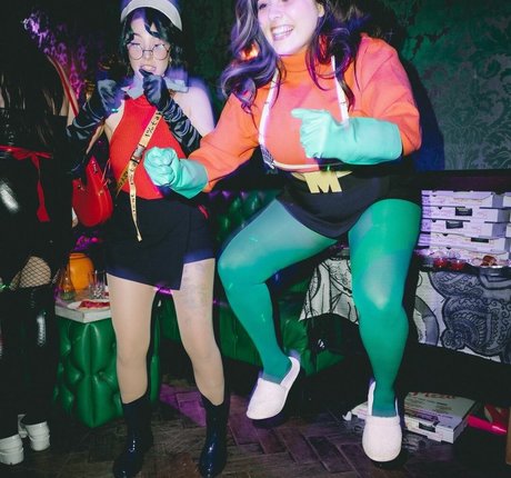 Alluux nice model img