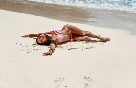 Flexy Cat model xxx pictures