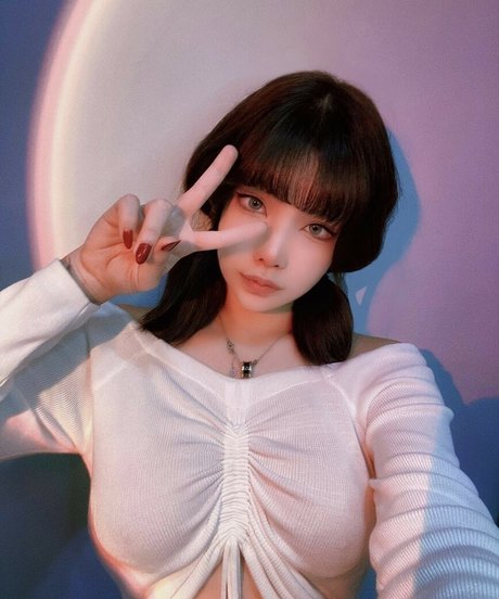 NotShiorii pretty actress photos