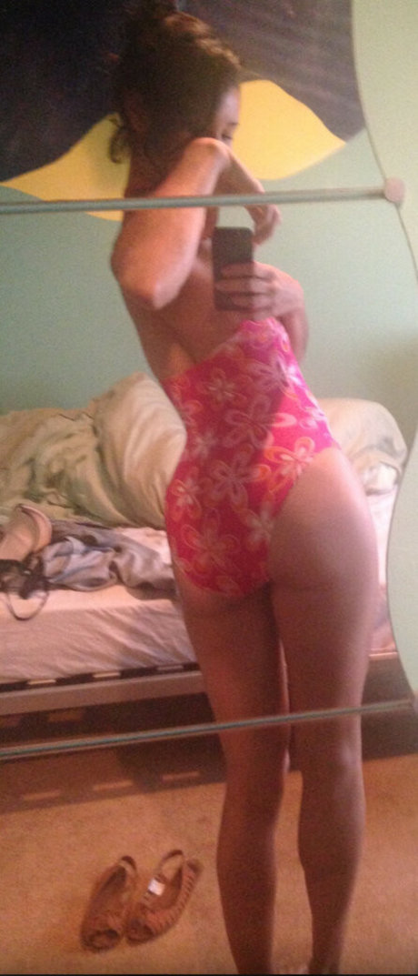 Vick Hope sex star images