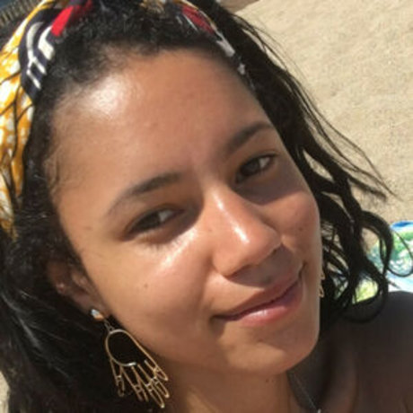 Vick Hope model high quality image