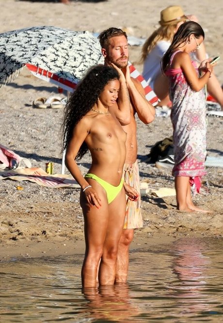 Vick Hope beautiful pornstar image