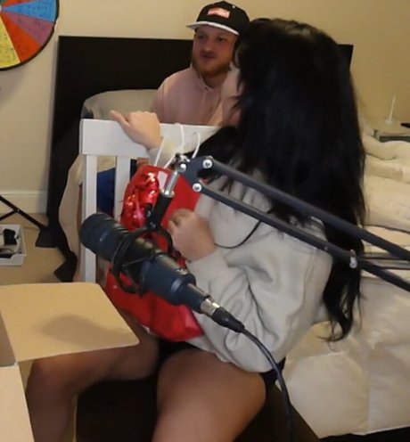 Cinnabrit pornstar nude pics