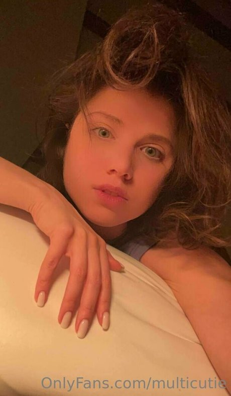 multicutie pretty actress image