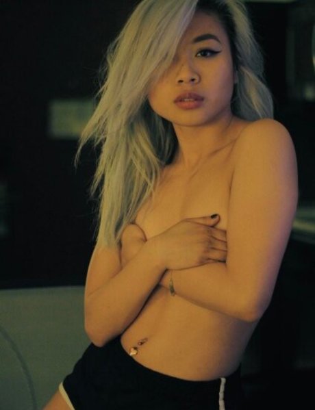 Charliedrizzle star pornographic gallery