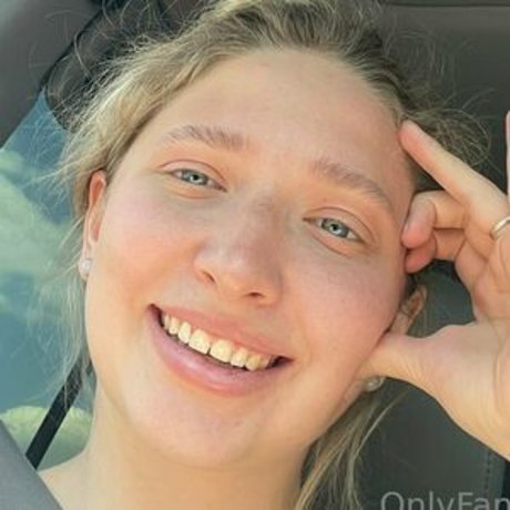 kkeysi666 pornographic actress image