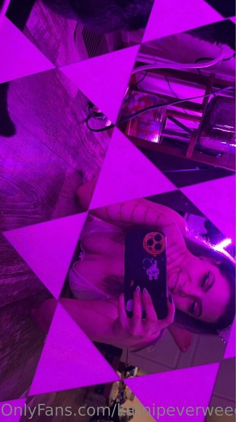 katnipeverweed naked actress photo