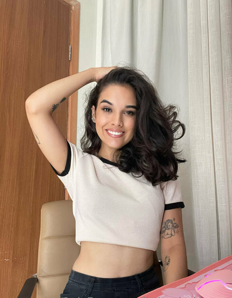 littlemisskimmy sex actress photos