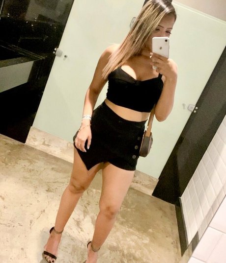 Veronica Vale Belem star photo