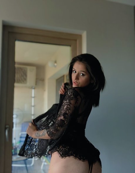 JuliaTicaOfficial perfect pornstar image